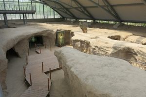 Das größte römische Untertage-Tuffsteinbergwerk nördlich der Alpen